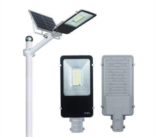 Réverbère solaire mené